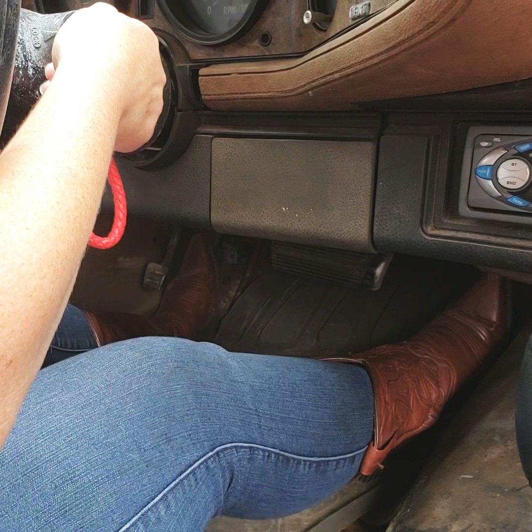 Scarlet Brown Cowgirl Boots Cranking & Stroking in the Z28, 2 of 2