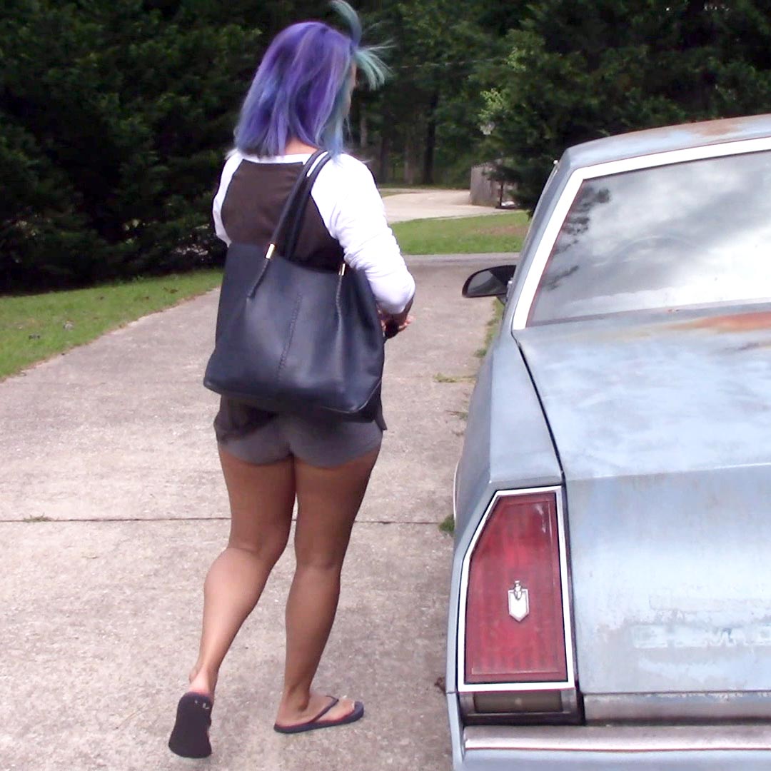 Jane Domino Blue Hair & Flip Flops Car Shuffling, 1 of 2